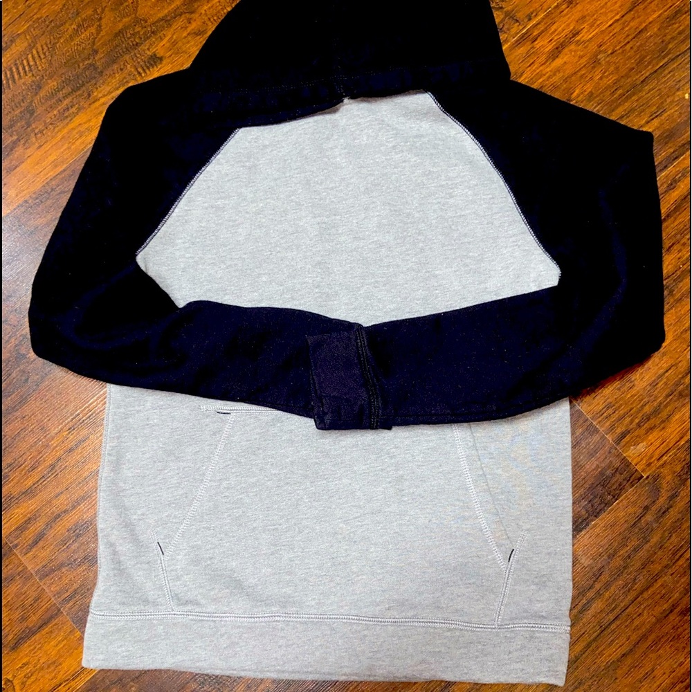 Tek Gear hoodie, youth XL 18/20
